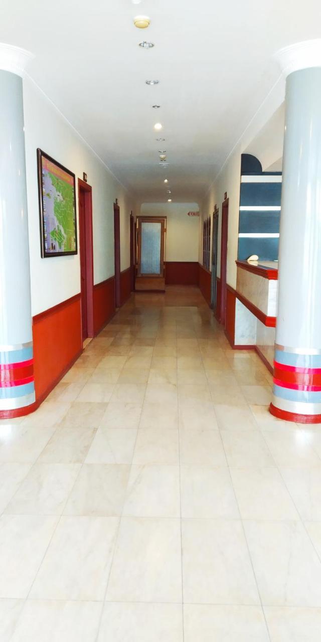 Paradise Hotel Tanjung Pinang Exterior foto